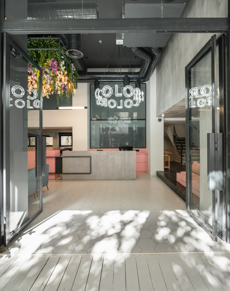 COLORS HOTEL